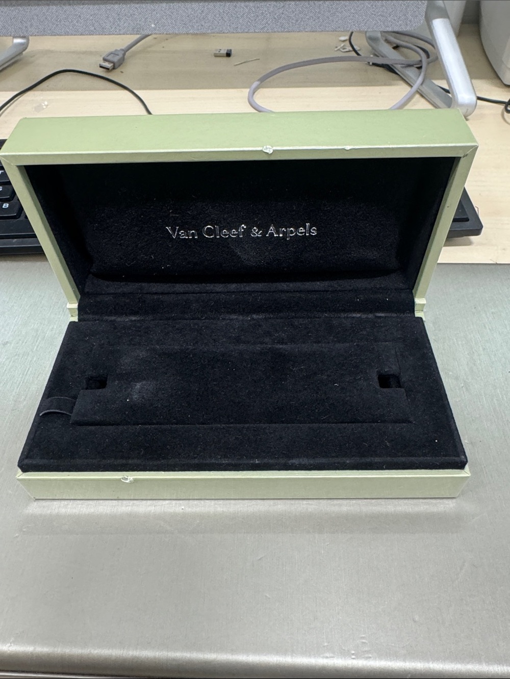 Van Cleef & Arpels Bracelet Box